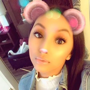 Meet your Posher, Jazmine